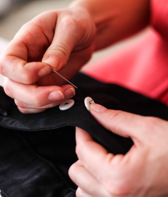 sew buttons
